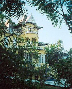 Antigua arquitectura victoriana en el barrio de Pacot