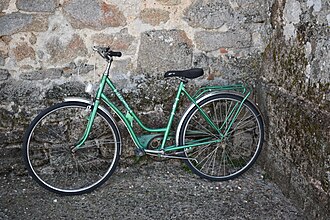 Bicicleta BH en Villar del Buey.