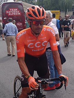 Fotografía de perfil de Fran Ventoso durante su carrera deportiva