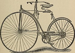 Primer modelo de la bicicleta Rover de 1892.