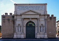 Alzado frontal de la Porta Pia hacia la ciudad