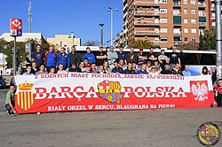 Aficionados del Fútbol Club Barcelona celebrando un evento deportivo