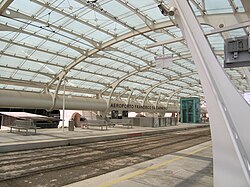 Estación del metro en el aeropuerto