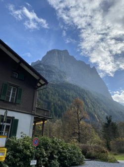 Arquitectura tradicional de una casa en Lauterbrunnen