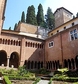 Claustro del monasterio de la Basílica