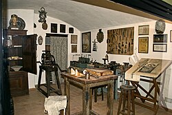 Taller de orfebrería en el Museo de Artes y Costumbres Populares