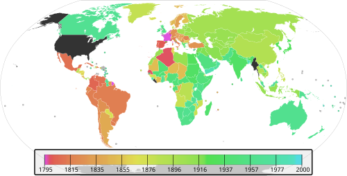 Mapa de países según su fecha de adopción del sistema métrico decimal.