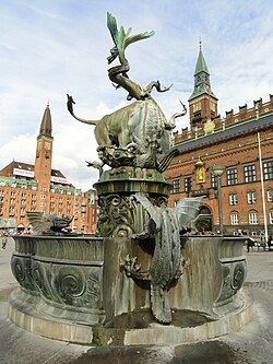 Detalle de la Fuente del Dragón en Rådhuspladsen