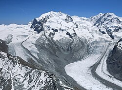 Cara oeste del Macizo del Monte Rosa