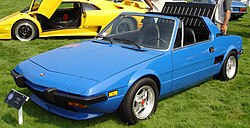 Fiat X1/9 de perfil