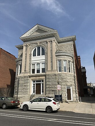 Sede de la editorial en una antigua iglesia en Baltimore