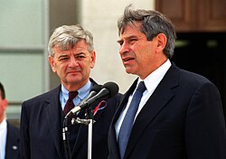 Joschka Fischer junto a Paul Wolfowitz