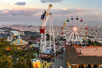 Vista general del Parque de Atracciones Tibidabo