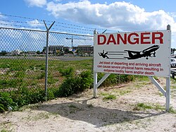 Señalización bilingüe en la isla