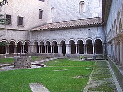 Claustro de la catedral de Gerona.