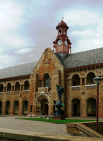 Edificio histórico universitario