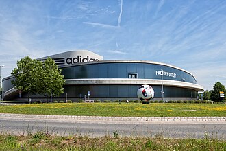 Edificio y fábrica de Adidas en Herzogenaurach, Alemania