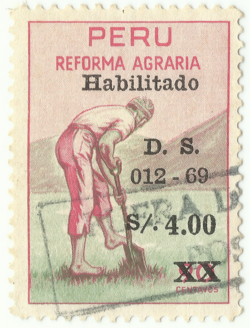 Sello postal peruano de la reforma agraria