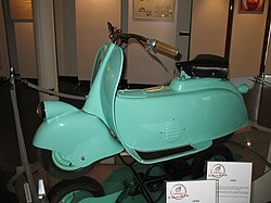 Chasis monocasco de una Piaggio MP5