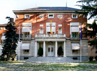Vista general y fachada del Palacio de la Moncloa en Madrid.