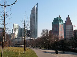 Edificios modernos en el centro financiero