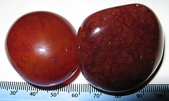 Gemas pulidas de cornalina y sardo.
