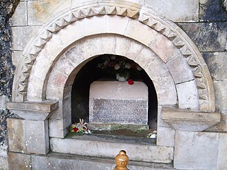 Sepulcro de Don Pelayo en la Santa Cueva de Covadonga