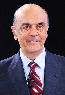 Fotografía oficial institucional de José Serra
