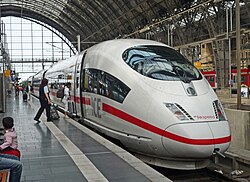Tren ICE 3 en Fráncfort del Meno
