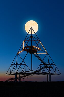 Tetraedro de Bottrop, una estructura emblemática