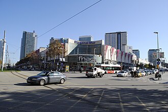 Vista exterior del centro comercial Diagonal Mar