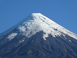 Cima del Volcán Osorno con hielo perpetuo
