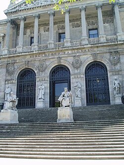 Fachada de la Biblioteca Nacional de España en Madrid