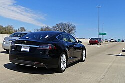 Tesla Model S con Autopilot