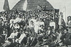 Requetés catalanes fotografiados en 1912