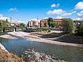 El río Ésera a su paso por la localidad de Graus