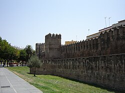 Murallas de la Macarena en Sevilla, lugar asociado a ejecuciones durante la Guerra Civil.