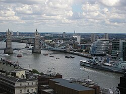 Vista panorámica de la ciudad de Londres desde lo alto del Monumento.