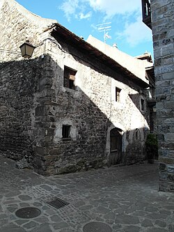Arquitectura popular de Hecho