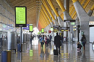 Interior de la T4 del Aeropuerto de Madrid-Barajas