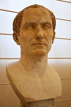 Busto clásico de Cayo Julio César ubicado en el Museo Arqueológico Nacional de Nápoles.