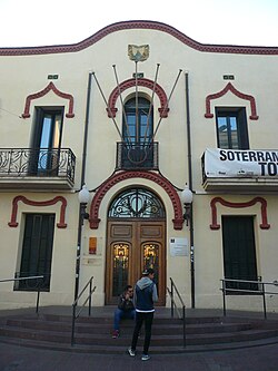 Fachada del edificio del Ayuntamiento de Moncada y Reixach