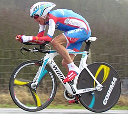 Janez Brajkovič participando en la París-Niza 2012.