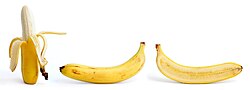 Banana sin pelar y pelada