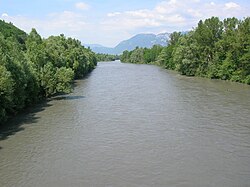 El río Isère a su paso por Pontcharra