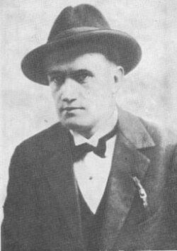 Retrato e información biográfica de Aleksandrs Čaks