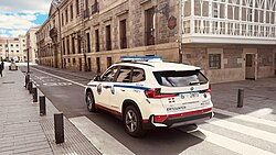 Vehículo patrulla BMW X1 de la Ertzaintza en Vitoria.