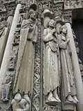 Estatuas del portal derecho
