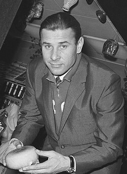 El guardameta Lev Yashin integró la selección soviética campeona de fútbol.