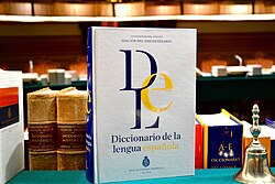 Portada de la vigesimotercera edición del Diccionario de la lengua española